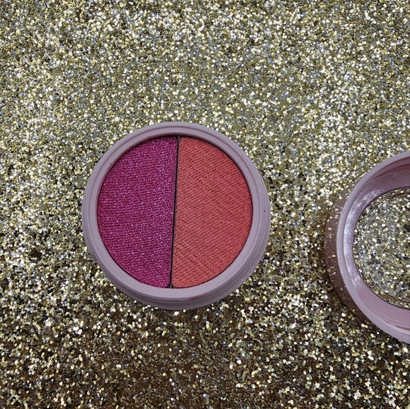 Colourpop Kelp Me & Total Hottie Super Shock Shadow Duo - Picture 4 of 5